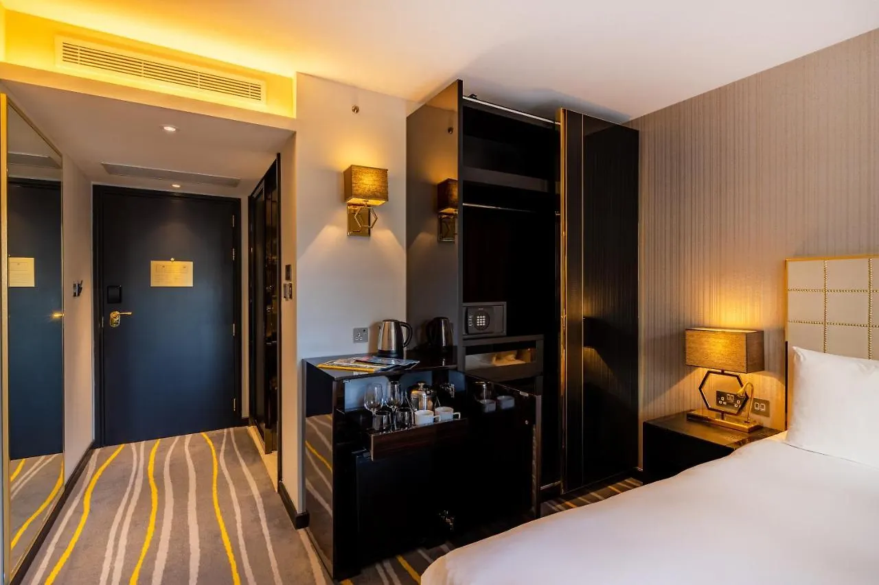 Hotel Saint London 4*,  Storbritannien