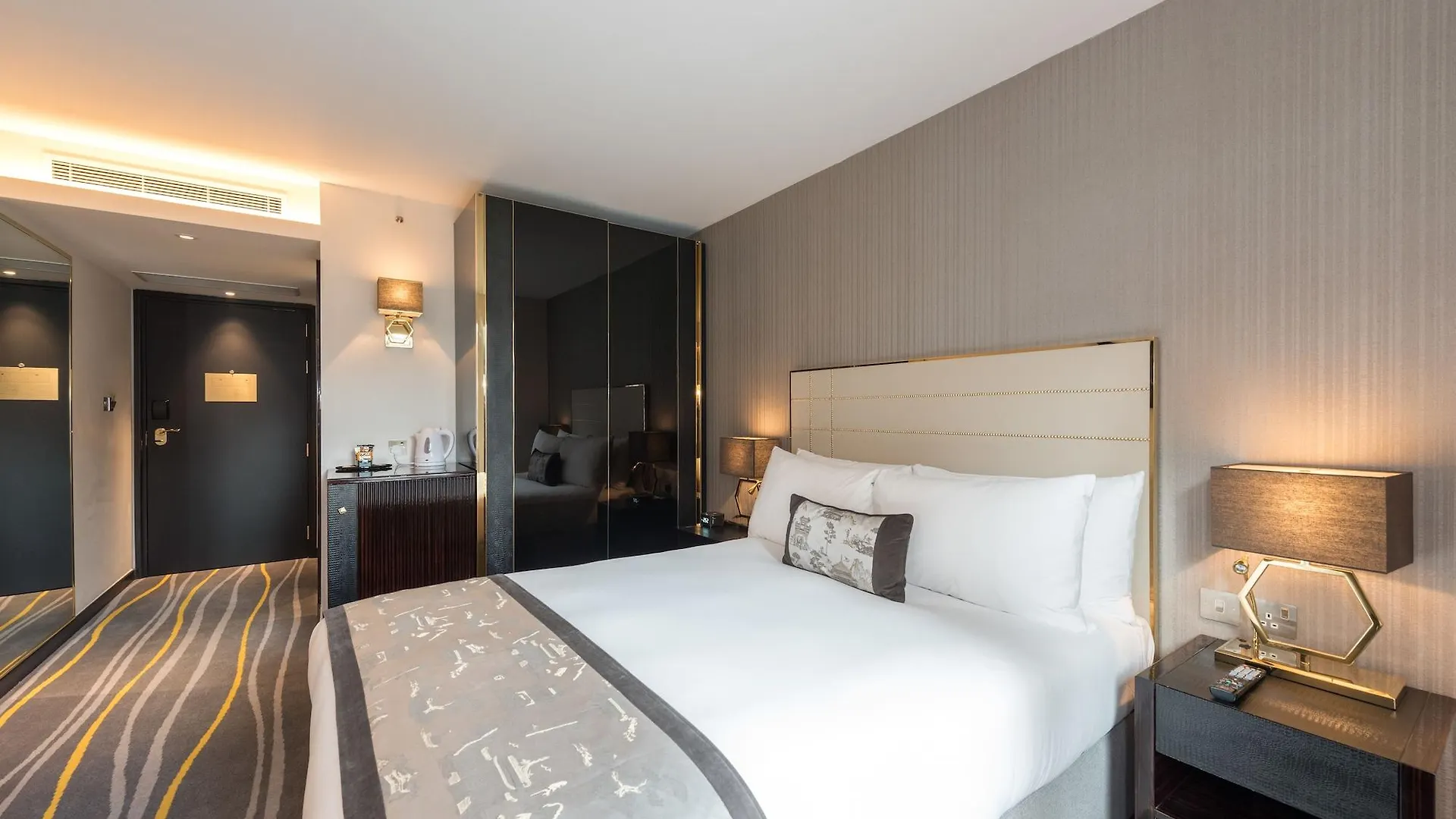 Hotel Saint London